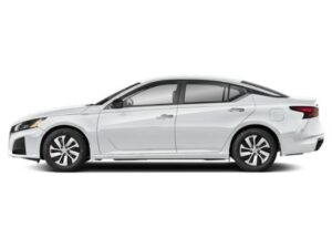 Nissan Altima S - Image 2